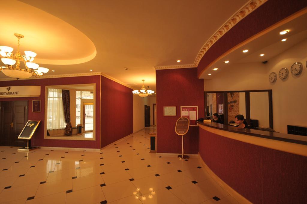 فندق أكتاوفي  Golden Palace المظهر الخارجي الصورة